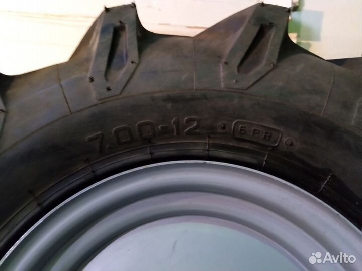 Колесо в сборе 7.00-12 6 отв Pirelli