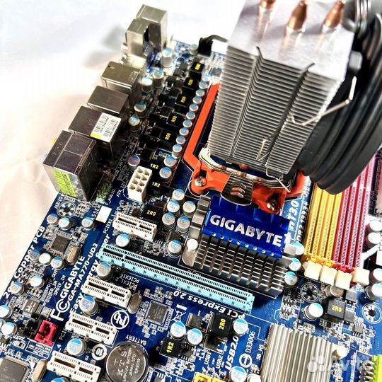 Комплект Gigabyte + AMD Phenom II X4 810 +Deepcool