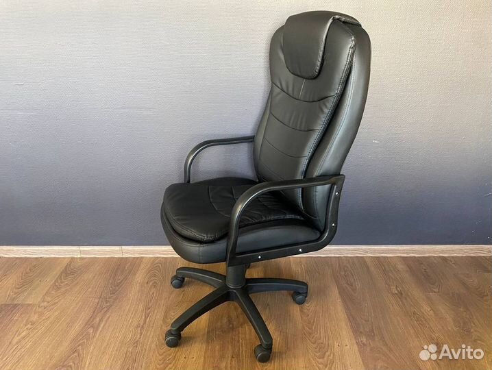 Офисное кресло от производителя