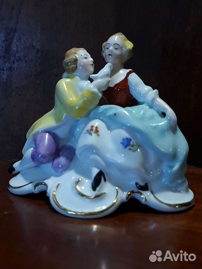 Статуэтка, фарфор Neutettau. Germany