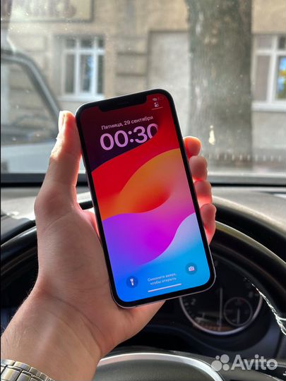 iPhone 12, 64 ГБ