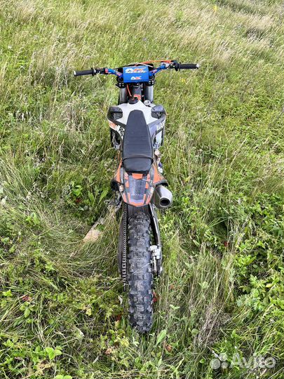 Мотоцикл Avantis 300 pro