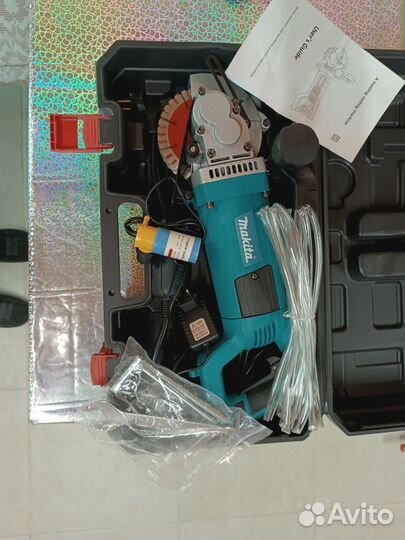 Штроборез makita
