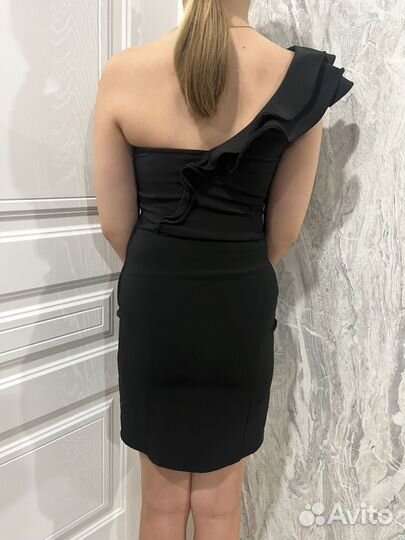 Платье H&M р-р 32 (xs)