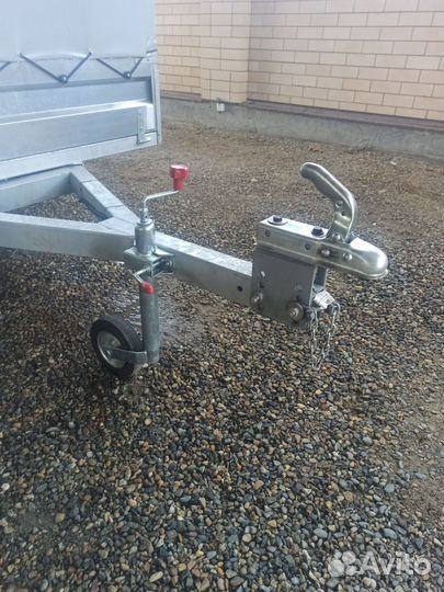 Прицеп на легковой автомобиль двухосный