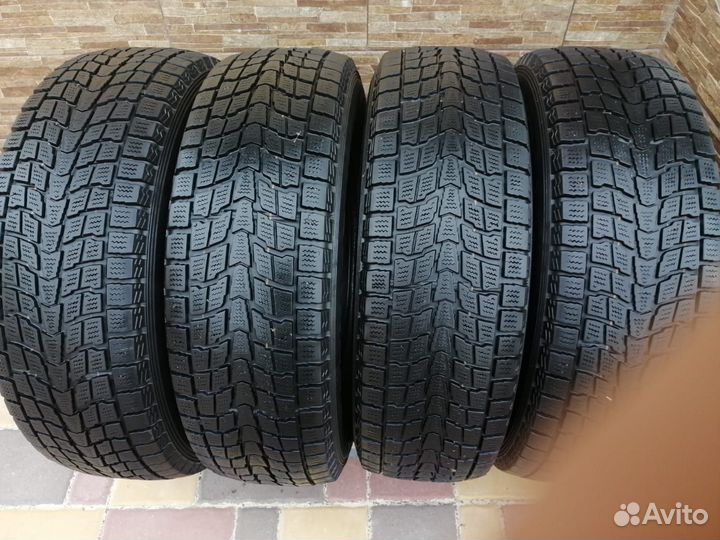 Dunlop Grandtrek SJ6 215/70 R16 99Q