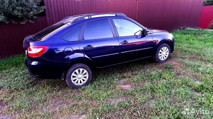 LADA Granta 1.6 МТ, 2015, 131 000 км