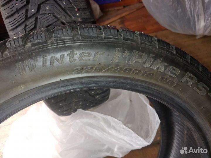 Hankook Winter I'Pike RS2 W429 225/45 R18 95E