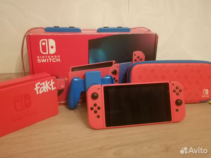 Nintendo switch Mario edition
