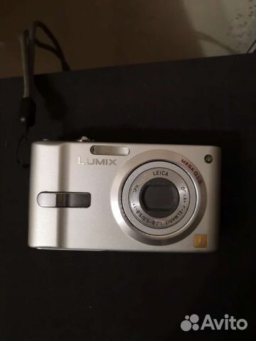 Компактный фотоаппарат Panasonic DMC-FX12