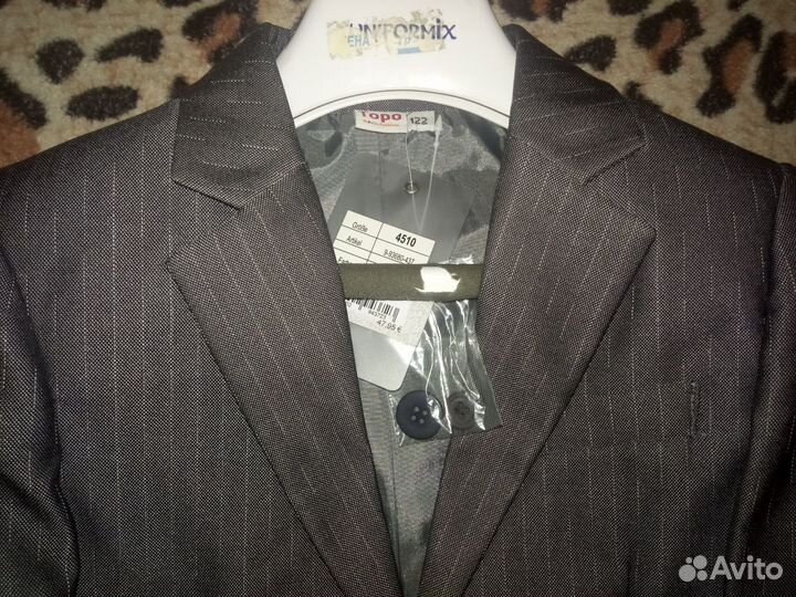 Костюм на мальчика новый рост 122