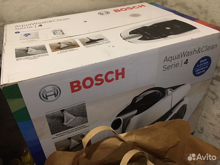 Пылесос Bosch BWD421PRO, белый/черный