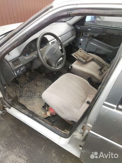 LADA Priora 1.6 МТ, 2007, битый, 250 000 км