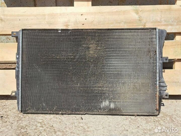 Радиатор основной VW Passat (B6) 2005-2010