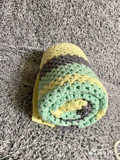 Плед детский вязаный ручная работа