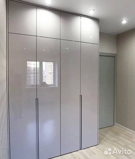 Шкаф в прихожую