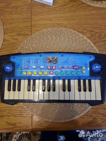 Детский синтезатор