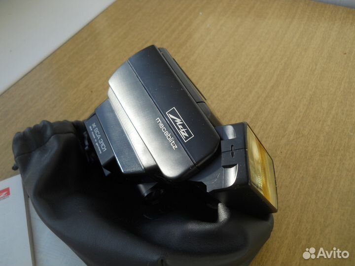 Фотовспышка Metz mecablitz 32 MZ-3 (Canon)