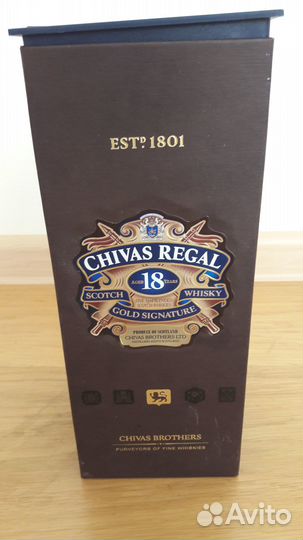 Коробка из под виски chivas regal
