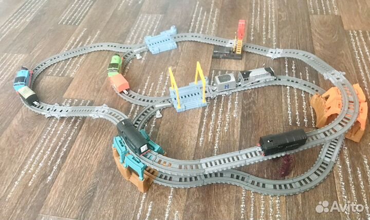 Железная дорога Томас и его друзья