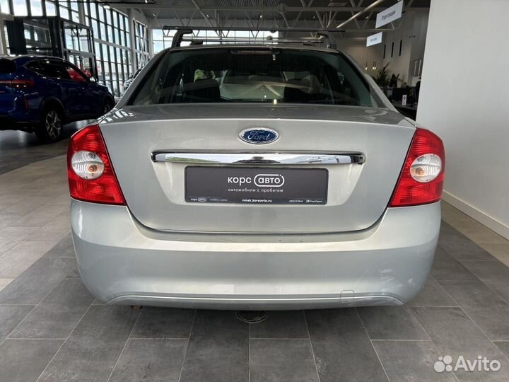 Ford Focus 1.6 МТ, 2008, 211 000 км