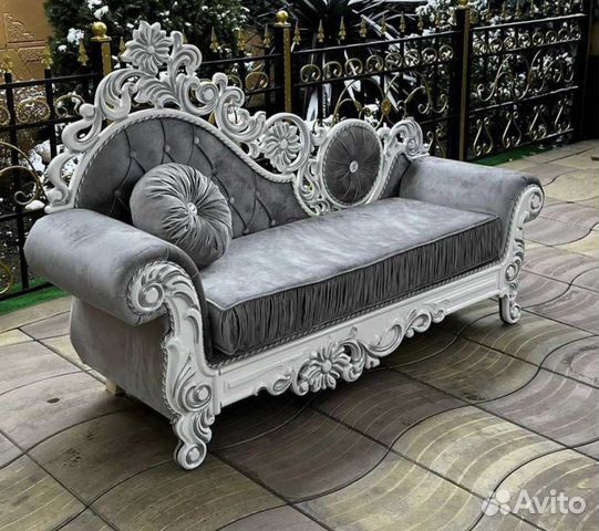 Банкетка в прихожую