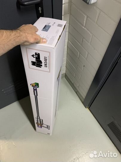 Коробка от пылесоса Dyson V15 Detect Absolute