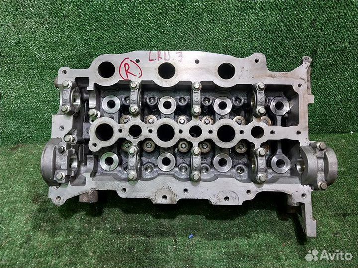 Головка блока цилиндров правая Land Rover
