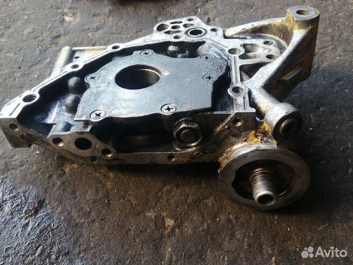 Масляный насос Mitsubishi Lancer 9, 4G18