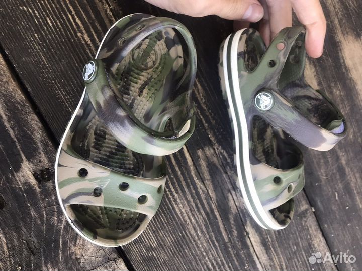 Сандали crocs c6