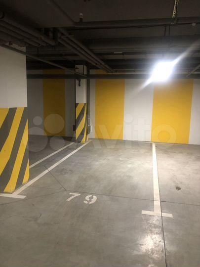Машиноместо, 12 м²