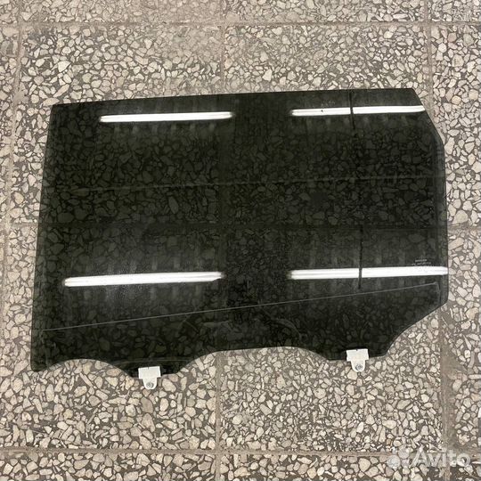 Стекло двери Nissan X-Trail T32 823014CA0B RR LH