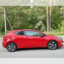 Kia Ceed 1.6 MT, 2015, 124 500 км, с пробегом, цена 1 035 000 руб.