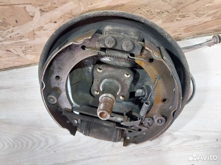 Механизм ручника Renault Symbol 2 кожух балки