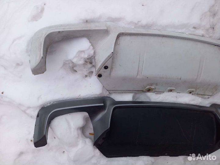 M5 диффузор Bmw5 F10 под раздвоенный глушитель