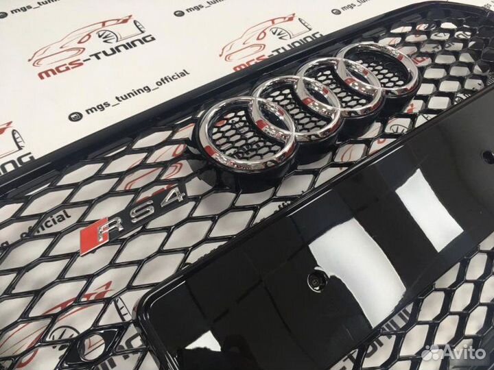 Решётка на Audi A4 11-15 гг. RS4 стиль 2