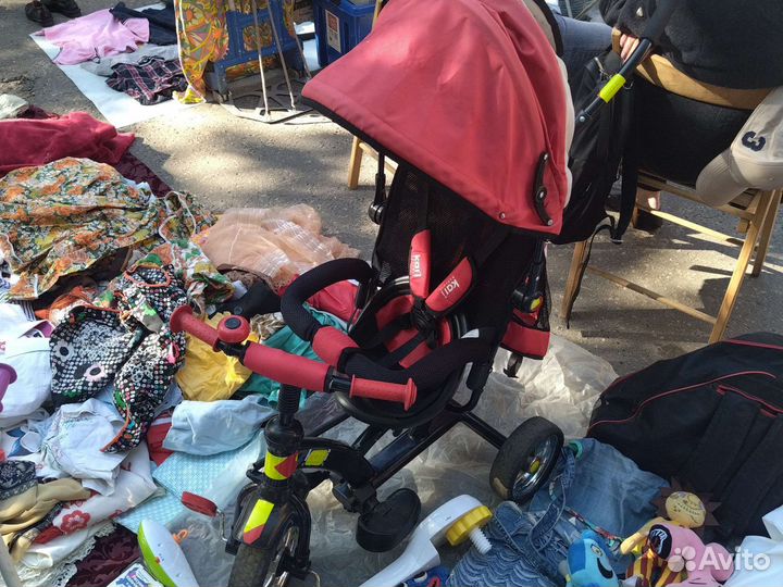 Трёхколёсный велосипед с ручкой