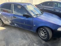 Honda Civic 1.5 MT, 1993, битый, 580 000 км, с пробегом, цена 90 000 руб.