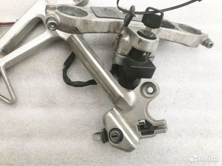 Honda VFR 800 2000 комплект оригинальных замков