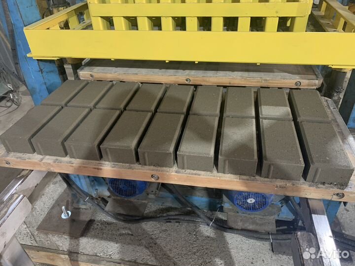 Линия для производства брусчатки, блоков, бордюра