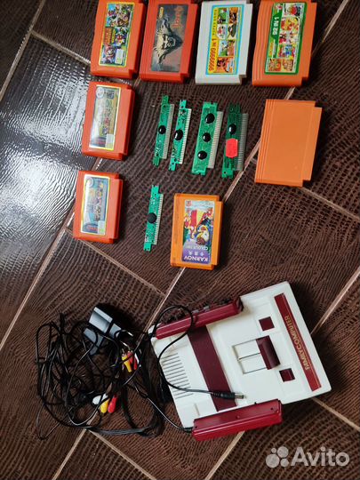 Игровая приставка 8 бит (Денди)