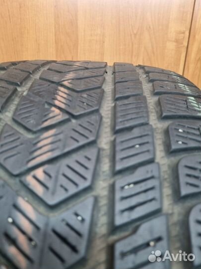 Pirelli Scorpion Winter 285/40 R21
