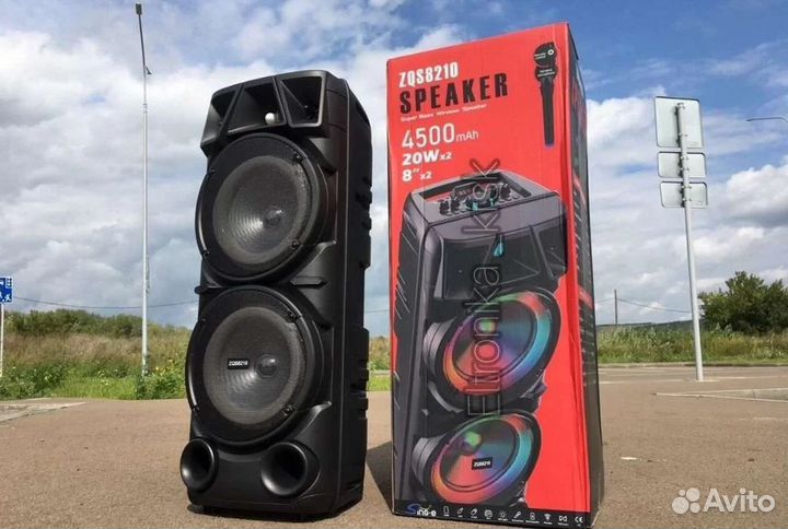 Большая портативная колонка с микрофоном новая