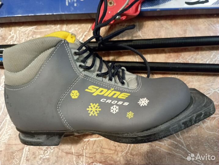 Лыжи детские с ботинками 160 см