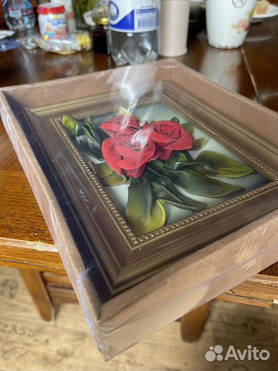Картина из кожи розы