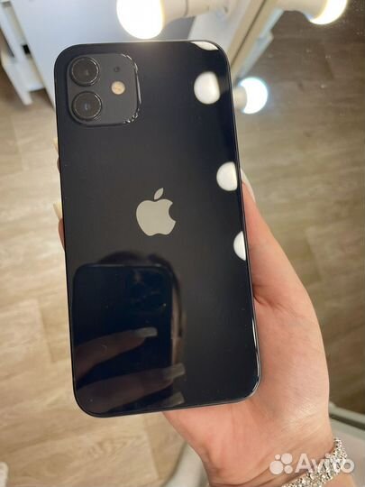 iPhone 12, 64 ГБ