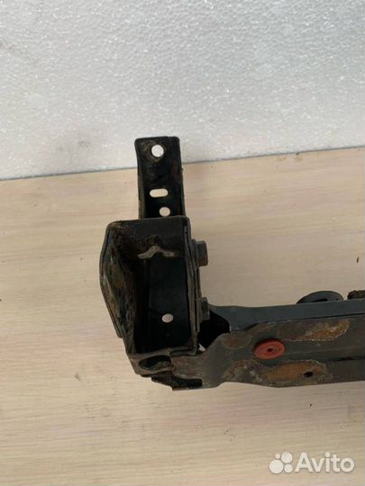 Балка под радиатор Ford Kuga 2 CBS 2015 1857412