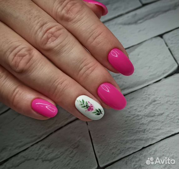 Маникюр, педикюр