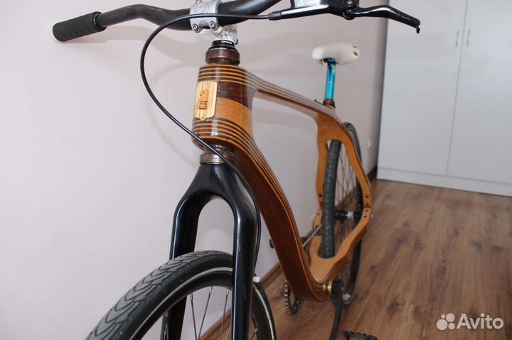 Деревянный велосипед