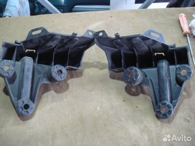 Ситроен С4 крепление заднего бампера хэтч 2010-нв